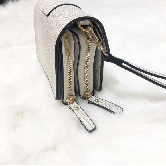 Sondra Roberts squared crossbody/clutch bag NWOT - Picture 5 of 7